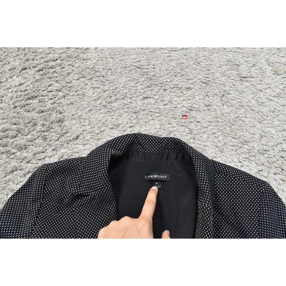 Lane Bryant Black Blazer Size 18 Plus Rayon One Button Lined - Picture 7 of 8